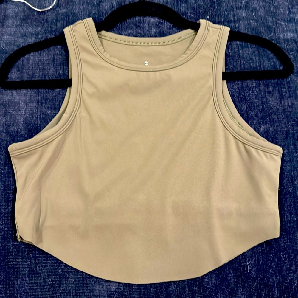 Paragon fitwear contour crop like new size large